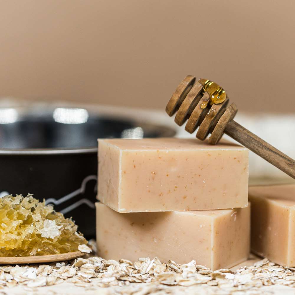 Organic Dog Shampoo Bar - Honey & Oats