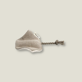 stingray cat toy in a taupe colored hemp material.