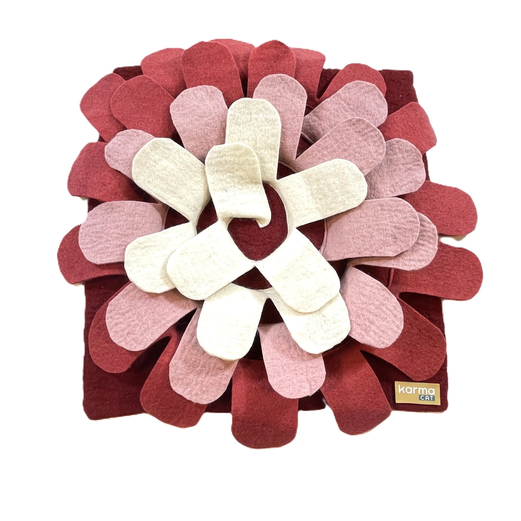 pink flower shaped snuffle mat for dogs and cats
